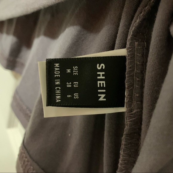 SHEIN Block Coloured T-Shirt - Picture 5 of 5